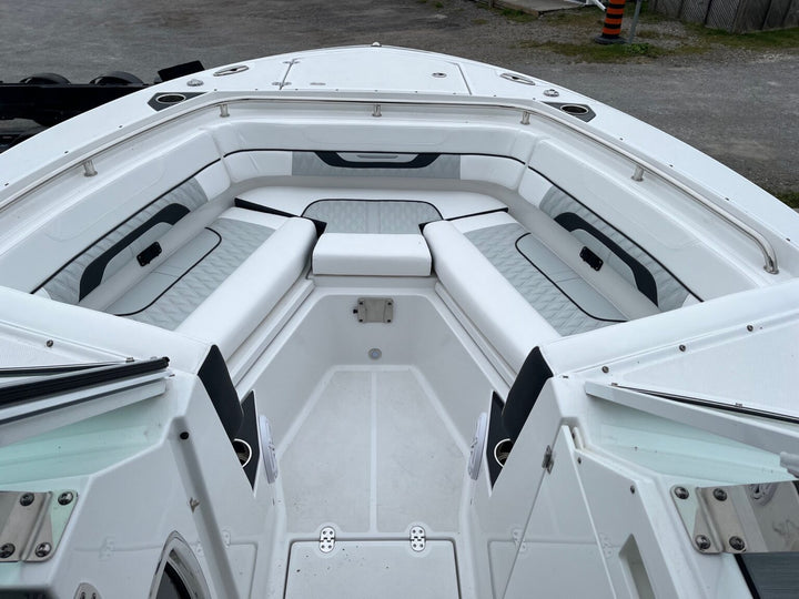 2024 Blackfin 252 DC