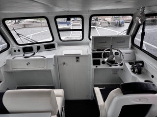 2021 Lighthouse 30 Bullnose
