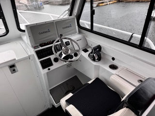 2021 Lighthouse 30 Bullnose