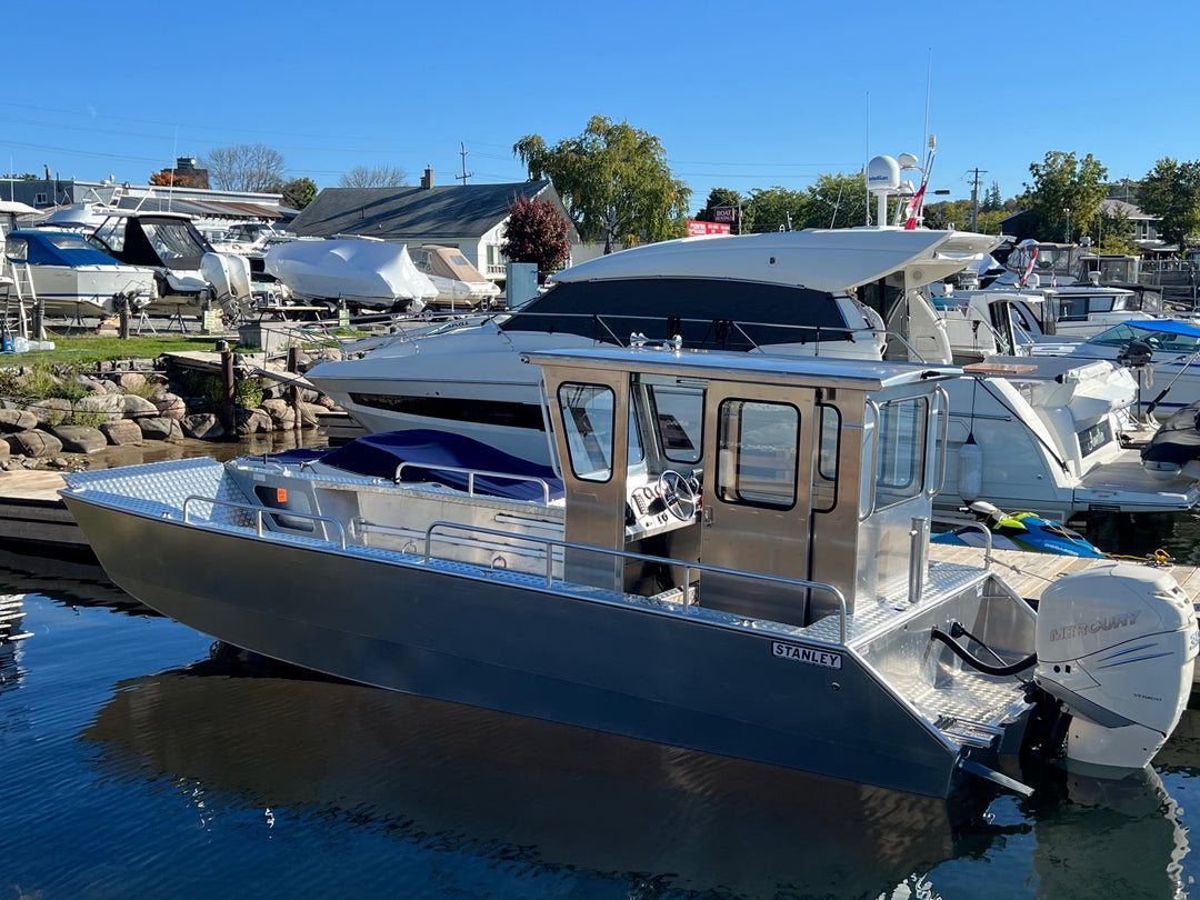 2025 Stanley 26 Pulsecraft Closed Cabin