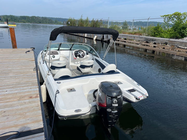 2017 Rinker 18 QX