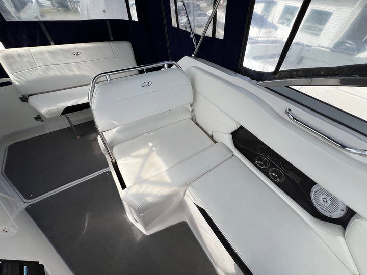 2010 Regal 2565 Express